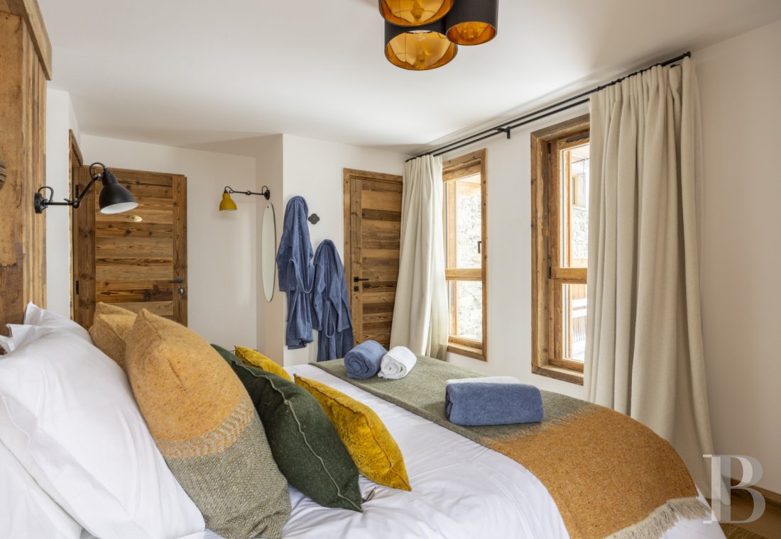 A former village house completely renovated to create a luxurious chalet in Tignes-les-Brévières in Savoie - photo  n°17